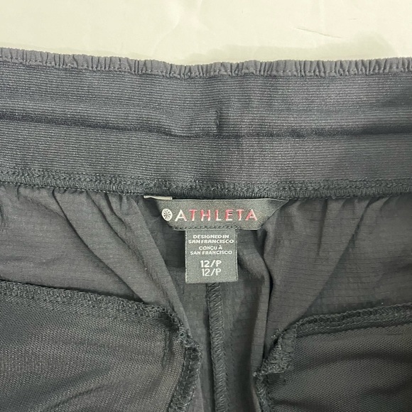 Athleta Trekkie Straight Crop Black Size 12 Petite - Picture 3 of 10